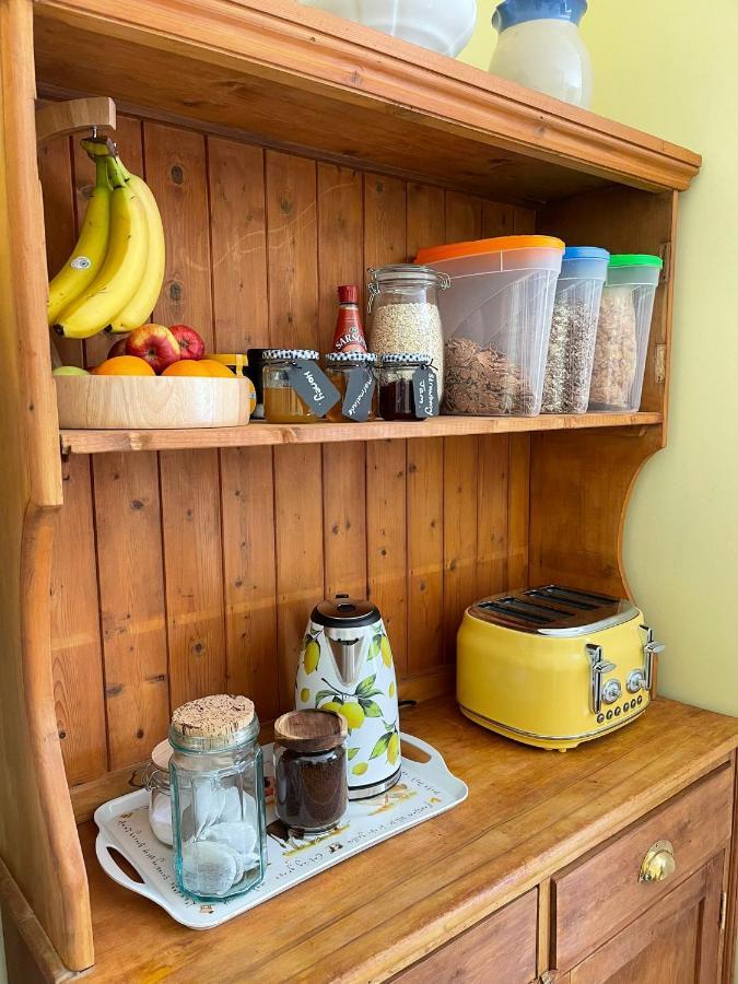 Bowtree House Bed And Breakfast Грентем Екстер'єр фото